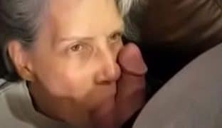 Eier lutschen findet Oma lecker